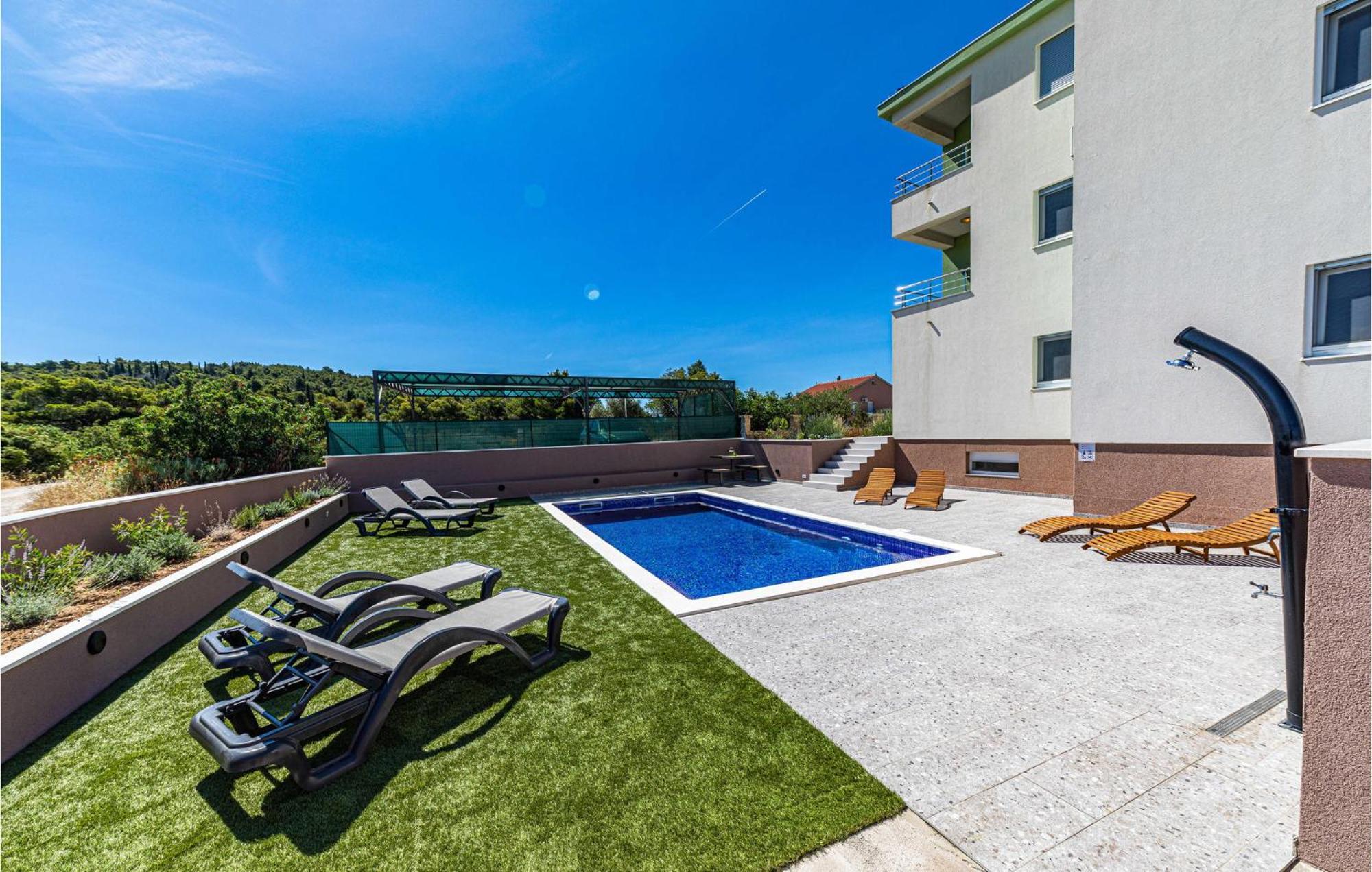 Amazing Apartment In Saldun With Wifi Trogir Ngoại thất bức ảnh