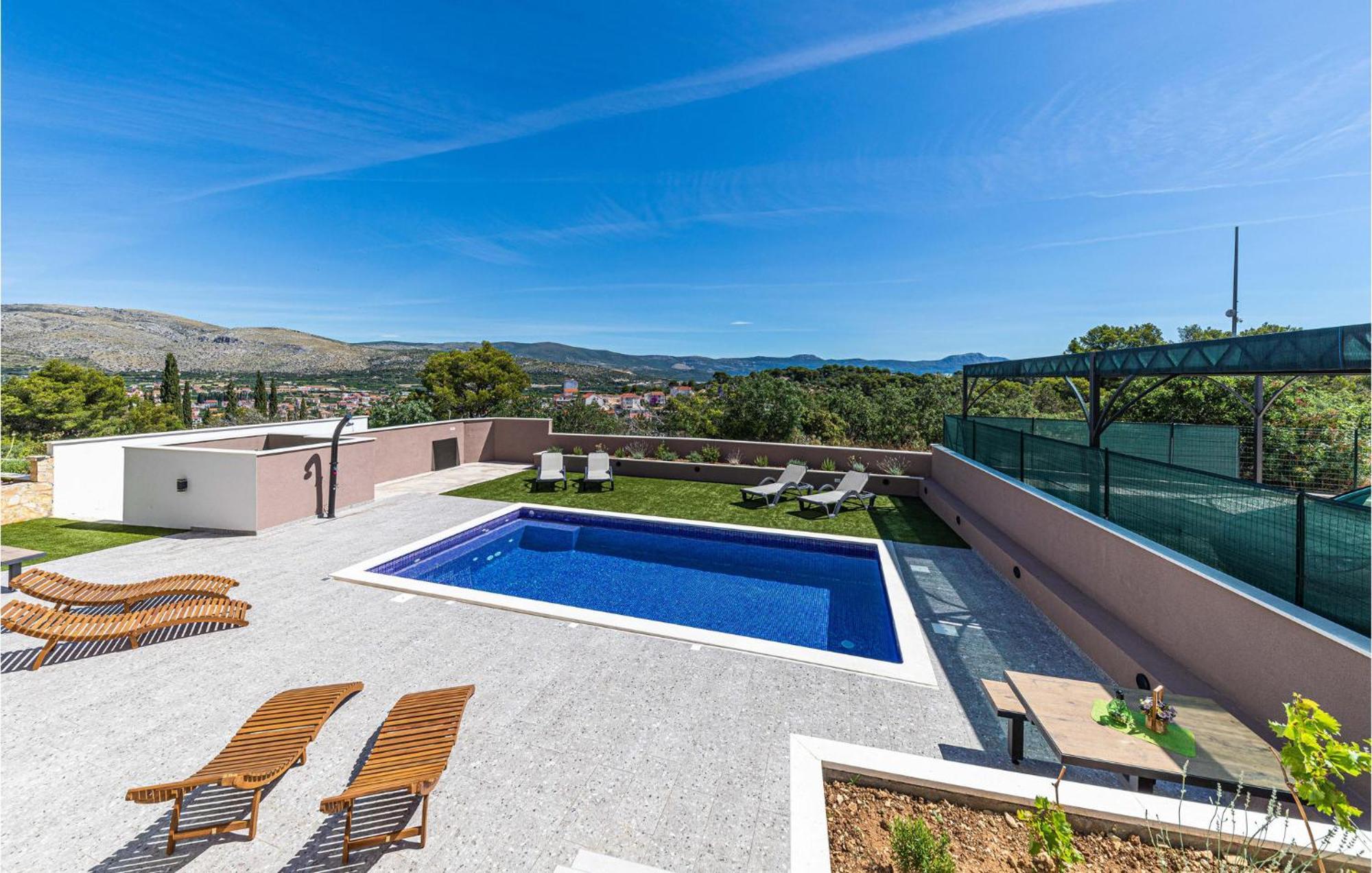 Amazing Apartment In Saldun With Wifi Trogir Ngoại thất bức ảnh