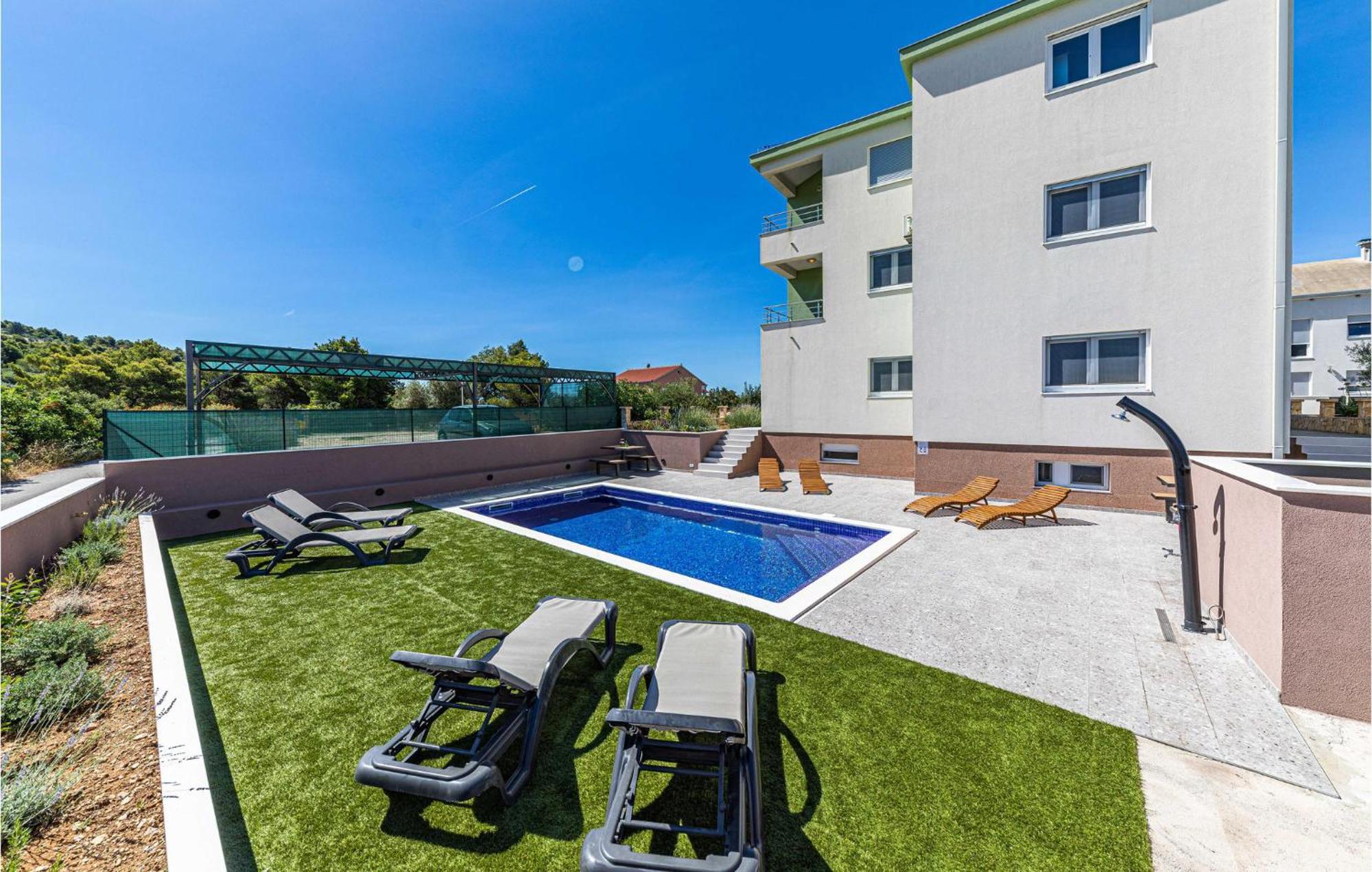Amazing Apartment In Saldun With Wifi Trogir Ngoại thất bức ảnh