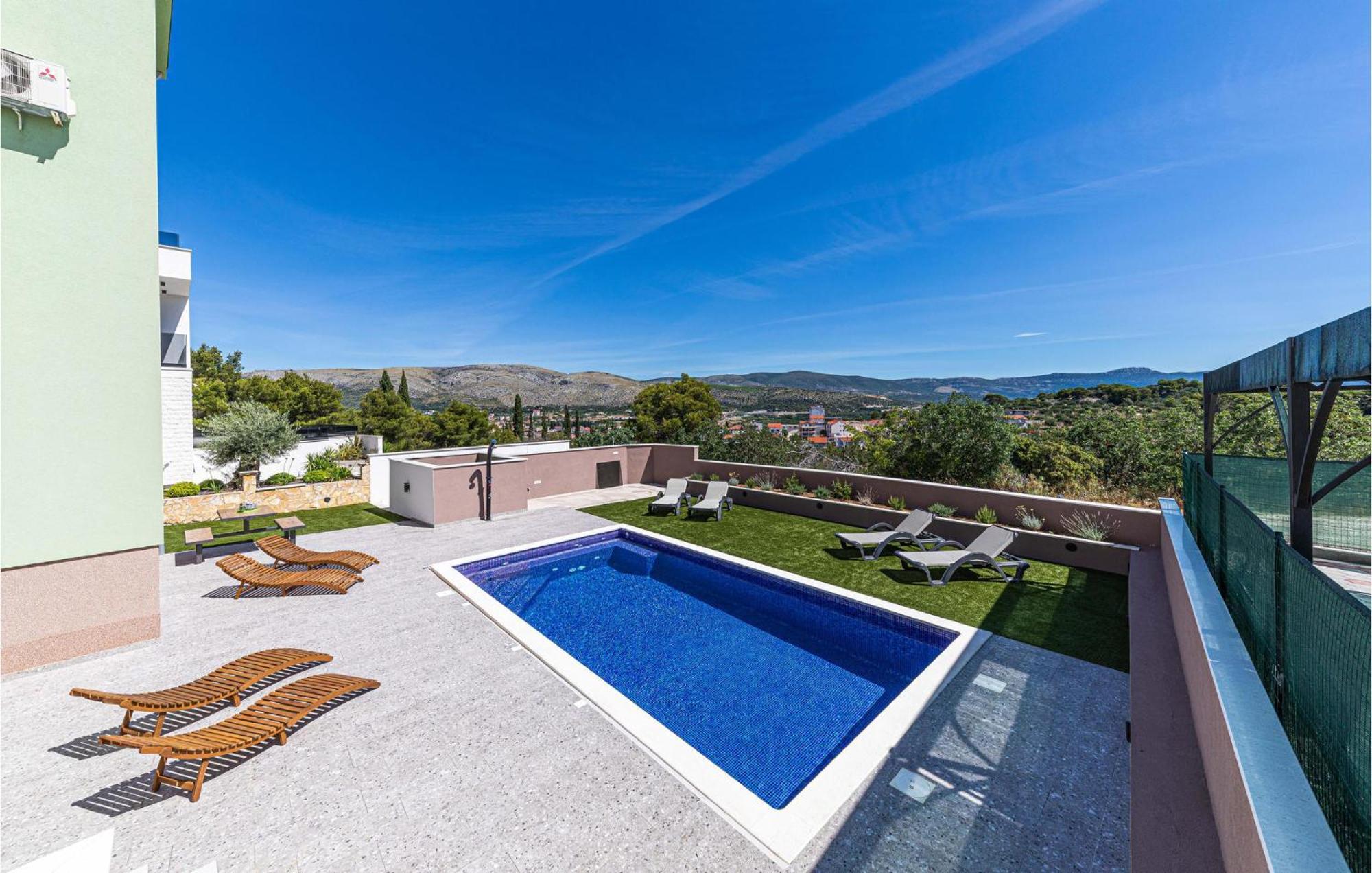 Amazing Apartment In Saldun With Wifi Trogir Ngoại thất bức ảnh
